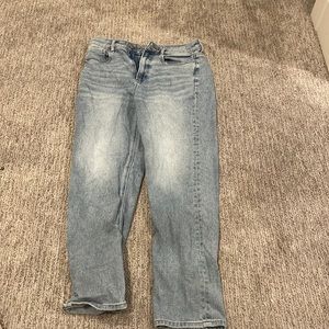American Eagle Lightwash Jeans